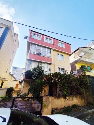 Mertcan Dan İsmail Dede Cad Üzerinde 4 Katlı Fırsat Satılık Bina