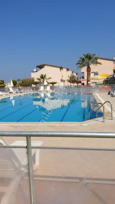 Kuşadası,nda Havuzlu Güvenlikli Sitede Eşyalı Satılık Yazlık