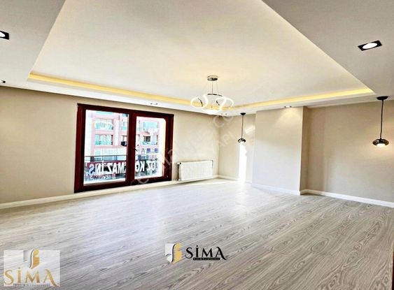 Sima Yapı'dan Metrobüse 10dk Cadde Üzeri 2+1 Fırsat Geniş Daire