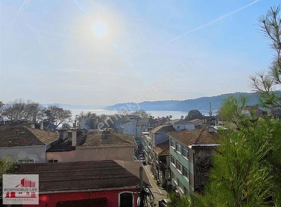 Sarıyer Büyükdere'de Manzaralı Bahçeli Müstakil