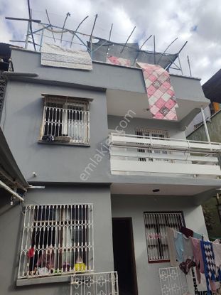 Hakem Emlak'tan Yüreğir'de Kozan Yoluna Yürüme Mesafesinde Kiralık Müstakil Ev