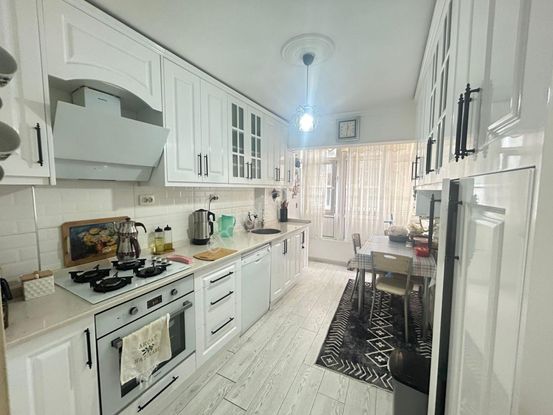 Taner'den Sokullu Caddesinde 3+1 Önü Açık Arakat İçi Yapılı Bakımlı Daire