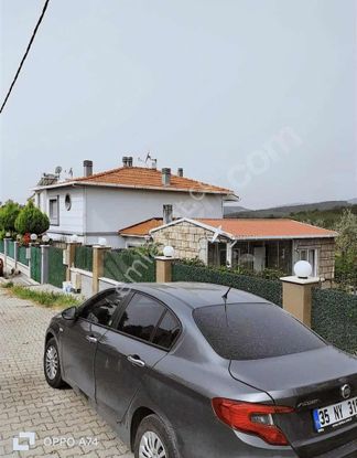 Çiçekli Köyde Villalar İçerisinde Satılık Arazi