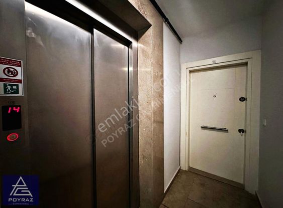 Poyraz'dan Caddebostan Sahilde Mimari Dekorlu 95 Net 3+1 Satılık