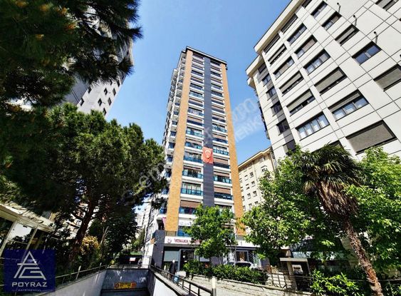 Poyraz'dan Suadiye Ayşekadında 5 Yıllık Havuzlu Güvenlikli 3+1