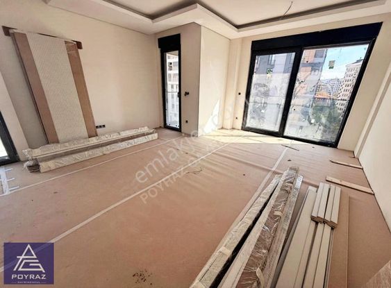 Poyraz'dan Suadiyede Bağdat Caddesine Çok Yakın 2+1 Satılık