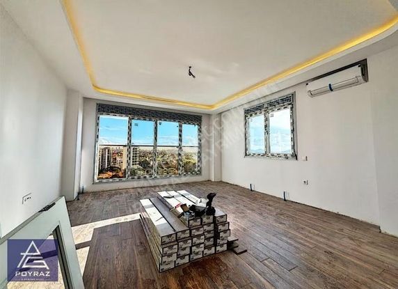 Poyraz'dan Bostancı'da Sıfır Binada Deniz Manzaralı Balkonlu 3+1