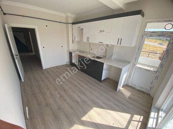 Güvenay- Çorum Gülabibey Mahallesi Ekin Caddesi Üzeri Satılık Sıfır 3+1 Daire