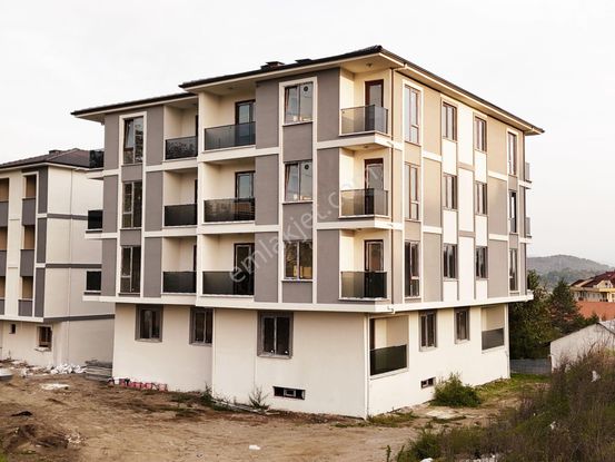 Orhangazi Mh Kampüs Karşısı Sıfır Ara Kat 77 M2 2+1 Eşyàlı Daire