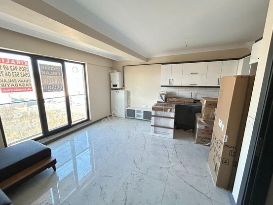 Eşyalı Kiralık Sıfır 1+1 Uygun Fiyatlı Daire - Cihan Emlak
