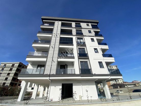 E.g.a'dan Cumhuriyet Final Okulu Yakını Sıfır 1+1 !!!