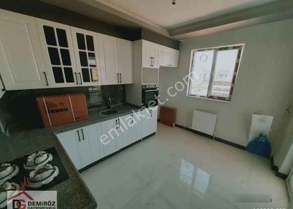 Yenikent Bfevzi Çakmak'ta 3+1 Sıfır Yapılı Daire