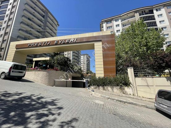 Prestij Sitesinde Önü Açık Full Manzaralı 3+1 Satılık Daire