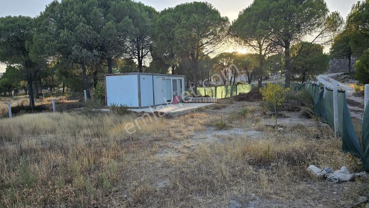 Küner'de Bahçeli,konteynerli,enerji Sistemi Kurulu 500 M² Arsa