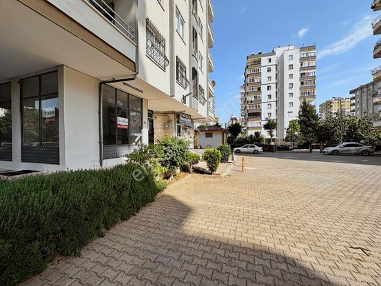 New Form'dan Forum Civarı Kiralık Dükkan