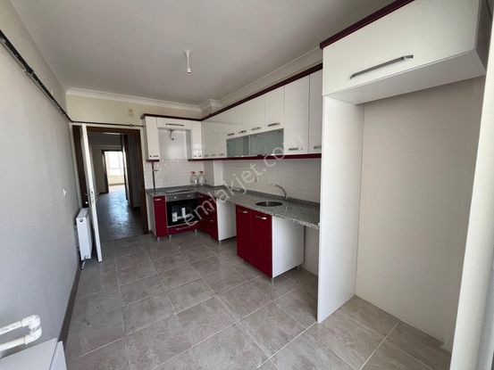 Yenişehirde Aile Apartmanında 5.katta 3+1 Kiralık Daire