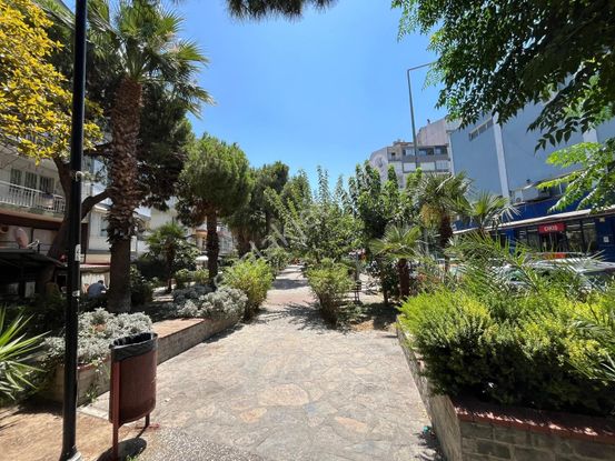 İzmirspor Karşısı Metro Yakını 3 Cepheli Geniş 3+1 Daire