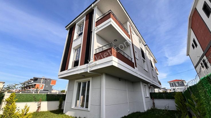 Denize Yakın Her Oda Ebeveyn Banyolu