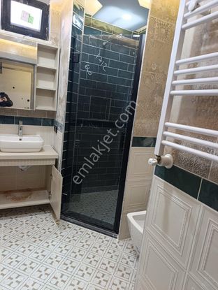 Şerefiye Mahallesi'nde Satılık Dogalgazlı