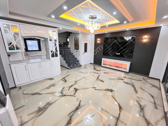 Yeniçiftlikte Satılık Yerden Isıtmalı Villa