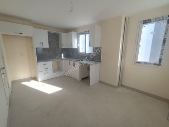 Osmangazide 2+1 Geniş Oturumlu Kapalı Mutfak Cazip Daire!!