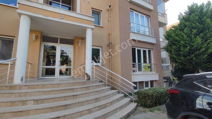 Yalova Çiftlikköy Turyap'dan Kiptaş Konutlarından Y.giriş 2+1