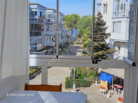 Denize Sıfır Yazlık Sitede 2+1 Ara Kat Köşe Daire