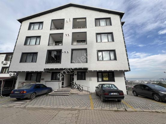 Yalova Çiftlikköy Taşköprüde Satılık 2+1