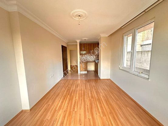 Ümraniye Armağanevler İki Bloklu Site İçi Y.giriş 1+1