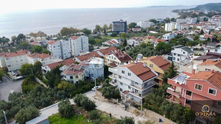 Opima Dan Sahil Mahallesi Şahane Konumlu 4 Katlı Satılık Villa