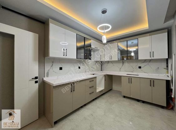 Beyoğlu'ndan Yerden Isıtmalı Bölgenin En Uygun 3+1꧁sıfır꧁dairesi