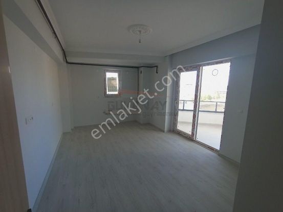 Güvenay - Çorum Bahçelievler Mah. İpekli Evler Mevkii 3+1 Sıfır Satılık Daire