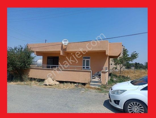 Dallas Plajına Yakın 170m2 İçinde 1+1 Ev Olan Satılık Arsa