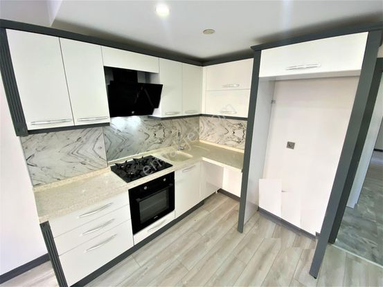 🌀gültaş Emlaktan Satılık 1+1 Daire Akçay’ın Gözde Bölgesinde Ön Cephe Denize 700m