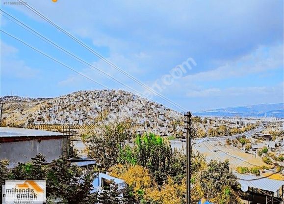 Mühendis Emlakta Arsa Parasına 145m2 Bahçeli Mustakil Ev Satılık