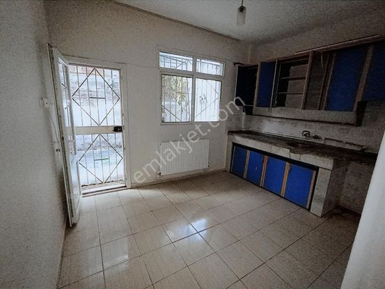 Mühendis Emlakta Karabağlar Günaltay Mah. 100 M2 2+1 Doğal Gazlı