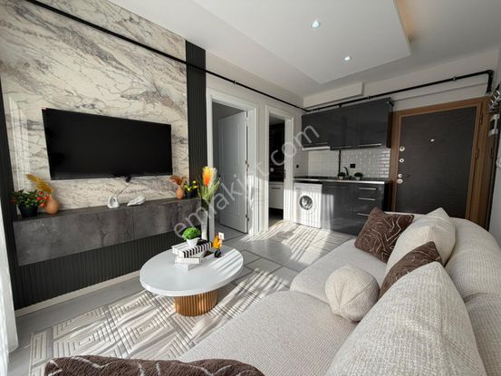 Ender Uysal Gayrimenkulden Kınıklı Da Kafeler Mevki 1+1 Arakat Balkonlu Lüx Apart.