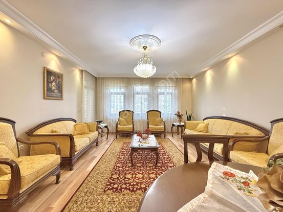 ▃çiftçioğullarından▃protokol Ve Belediye Yakını Sitede Katta 4+1