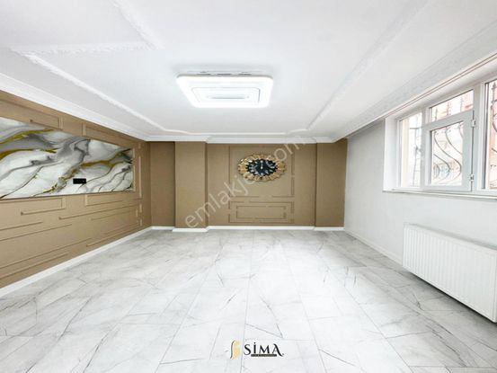 Meydana Yakın Ana Caddeye 3dk 2+1 Geniş Bahçeli Yatırımlık Daire