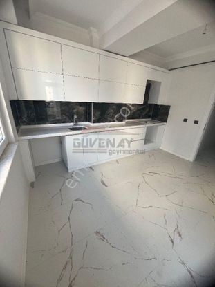 Güvenay - Çorum Ulukavak Mehmetcik Anadolu Lisesi Karşısı 3+1 Satılık Daire