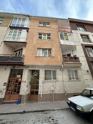 Kd199-kırmızı Toprak 2+1 Ara Kat Bakımlı Kiralık Daire