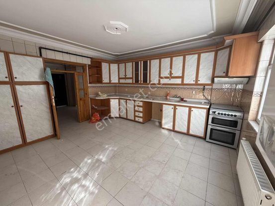 Gaziler Eski Son Durak Kiralık 3+1 Daire