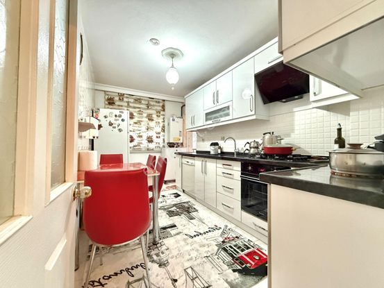 Ufuk Kılıç'tan Duru Tıp Merkezi Yakını Masrafsız, Güney Kat'ta 3+1 130m² Daire