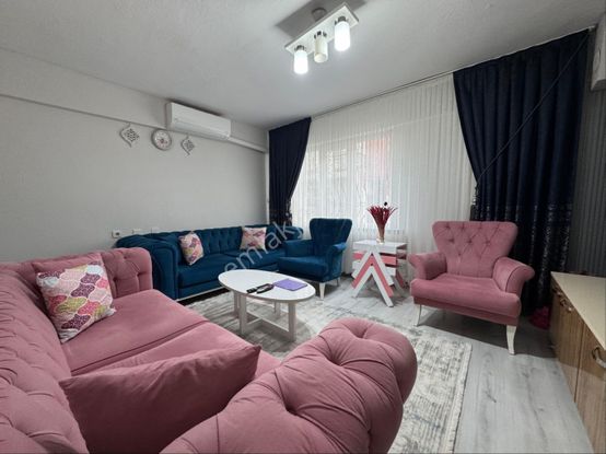 Bahçeli Ve Balkonlu Zemin Kat 3+1 Özellikli Dairemiz