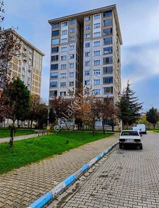 Serdar Demirbaş'tan Güzelbahçe Sitesinde 2+1 Daire