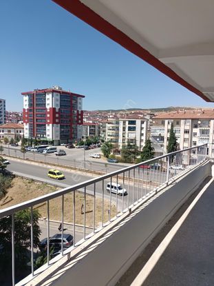 Sahibinden Sahibinden Yola Cephe 3+1 Asansörlü Daire