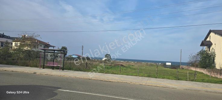 Cumhuriyet 210 M2 Site İçinde Denize 50 Mt Eray Gök Emlak