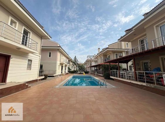 Fethiye De Kordona 50m Deniz Manzaralı Bos 4+1 İkiz Villa