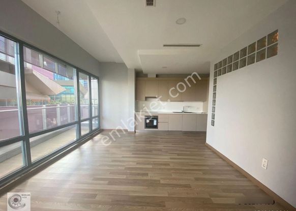 Maslak 1453 1+0 -- 1+1 Çevirmeli Kiralık Daire