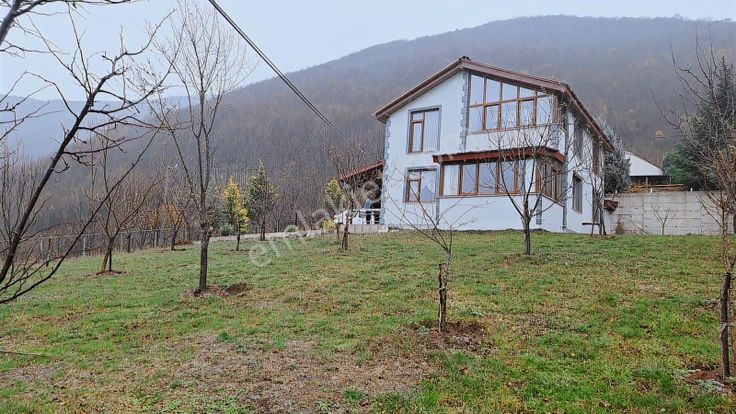 Kartepe Pazarçayırı Mah.eşyalı Satılık Bahçeli Müstakil Ev